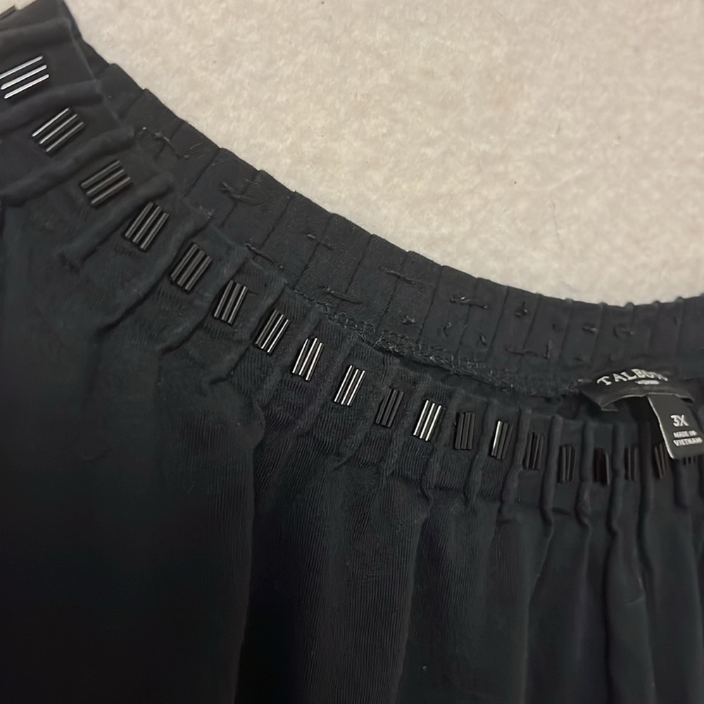 Talbots smocking and Beaded Neckline Black Long Sleeve T-Shirt 3x